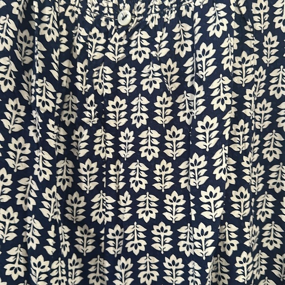 Draper James Navy & White Square Neck Flutter Sleeve Top - Picture 6 of 7